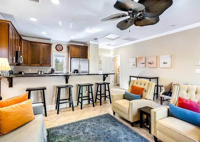 Two-story With Pool Ac W&d & Full Kitchen