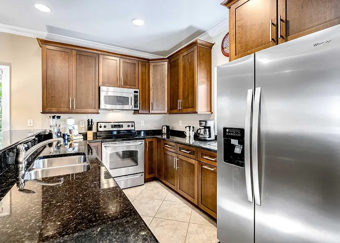 Two-story With Pool Ac W&d & Full Kitchen Holiday home Gulf Shores