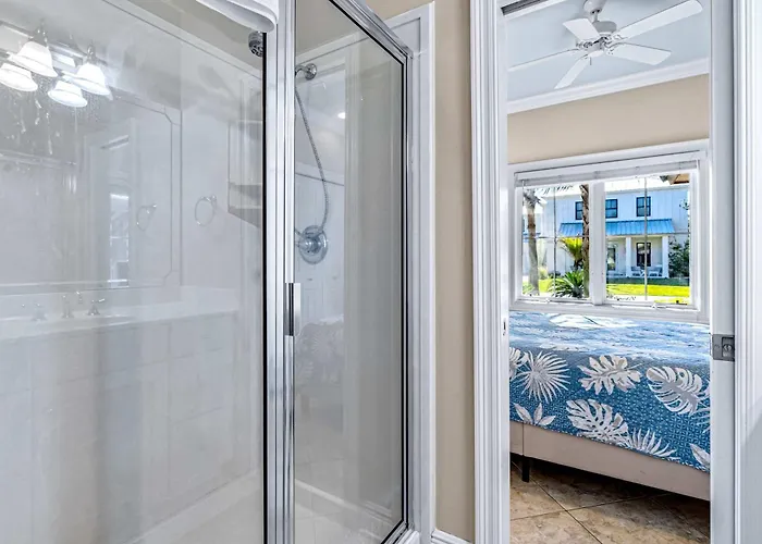 Two-story With Pool Ac W&d & Full Kitchen Gulf Shores