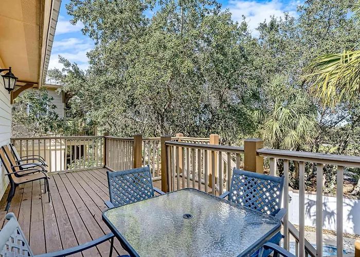 Two-story With Pool Ac W&d & Full Kitchen *