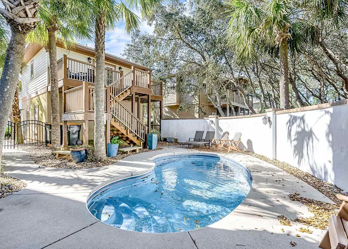 Holiday home Two-story With Pool Ac W&d & Full Kitchen Gulf Shores